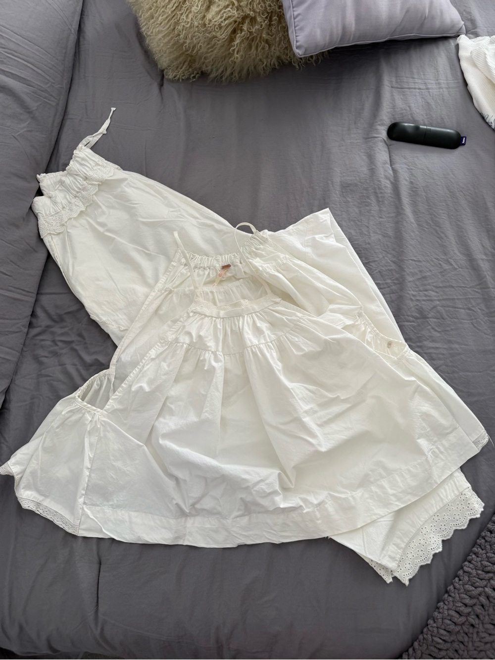 Free People  cotton beige  Lightweight Top & Shorts lace - Picture 4 of 10